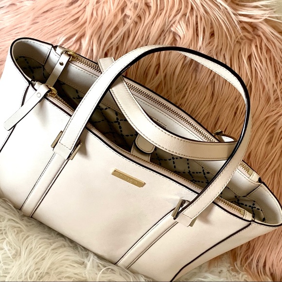 Kate Spade Ivory Handbag RARE! - Picture 3 of 4
